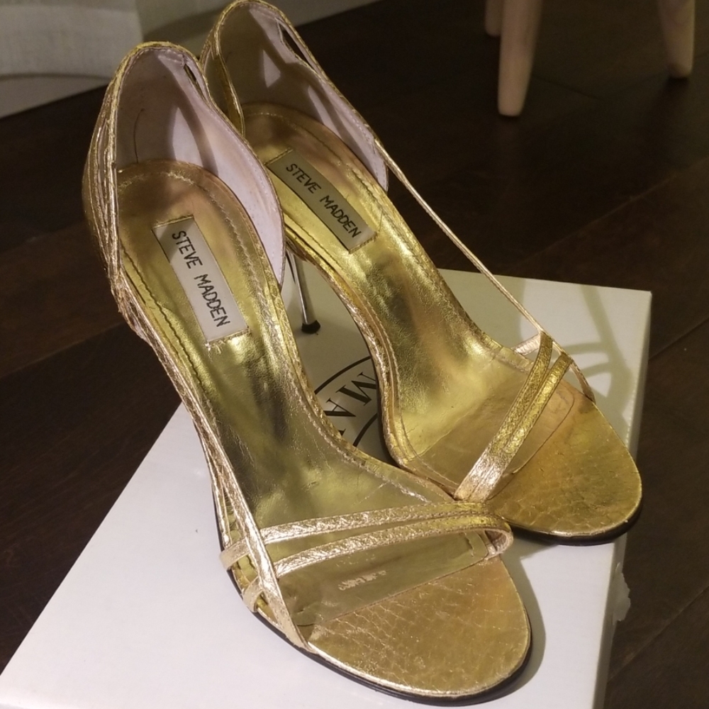 Steven Madden Gold Barely There Heels, Size 8 M - image 2